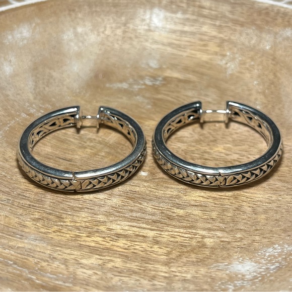 *SOLD* Scott Kay Basket Weave Hoop 925 Sterling Silver Earrings - Picture 7 of 16